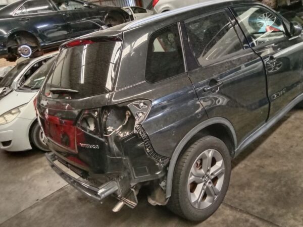 Suzuki Vitara 2016 Black Wrecking