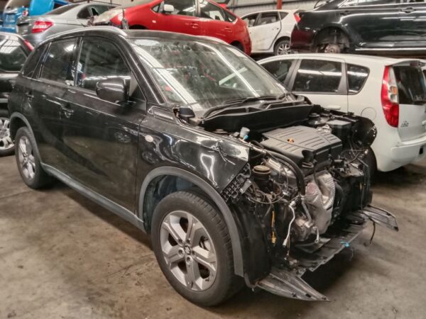 Suzuki Vitara 2016 Black Wrecking