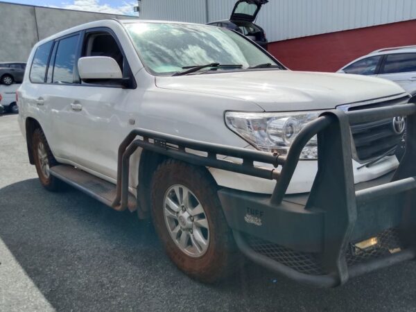 Toyota LandCruiser 200 Ser 2010 White Wrecking