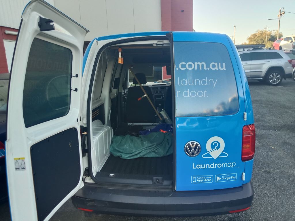 Volkswagen caddy 2016 Blue Wrecking