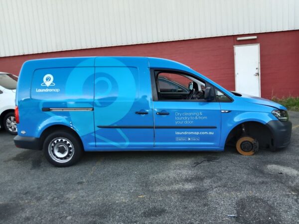 Volkswagen caddy 2016 Blue Wrecking