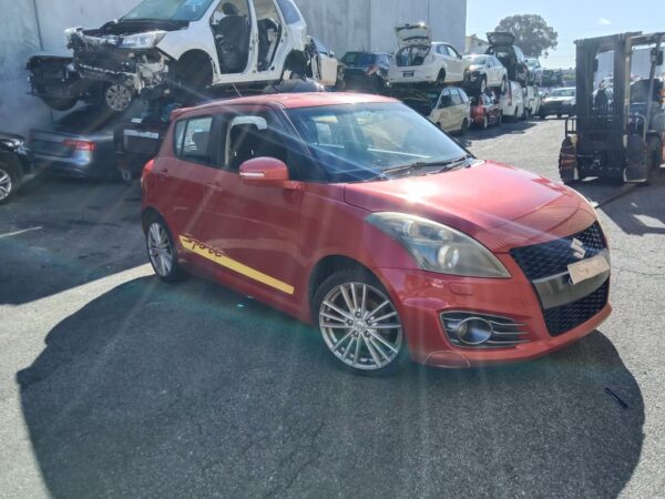 Suzuki Swift 2014 Red Wrecking