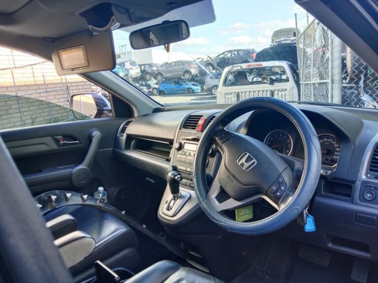Honda CRV 2008 Grey Wrecking