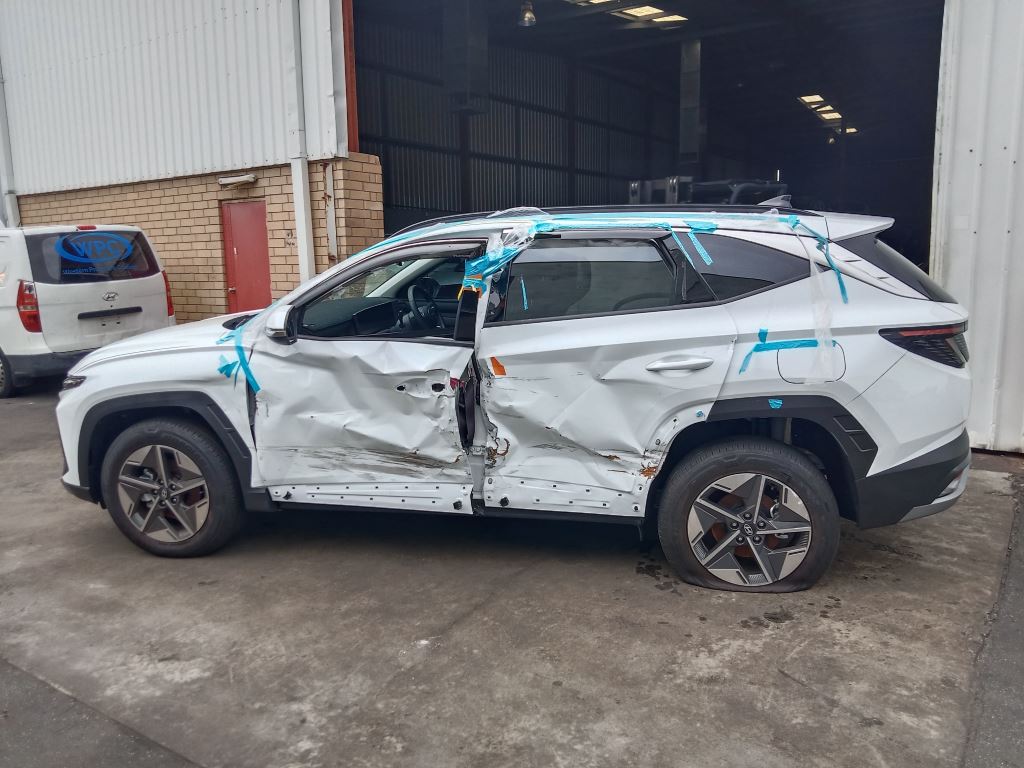 Hyundai Tucson 2024 Grey Wrecking