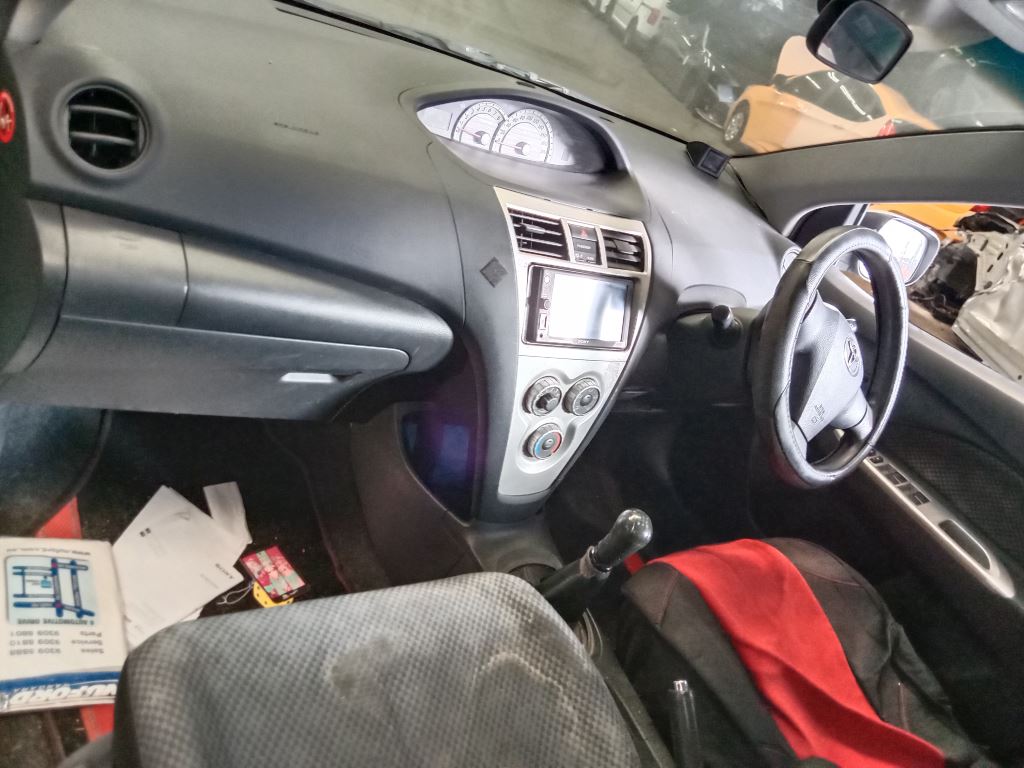 Toyota Yaris 2007 Silver Wrecking
