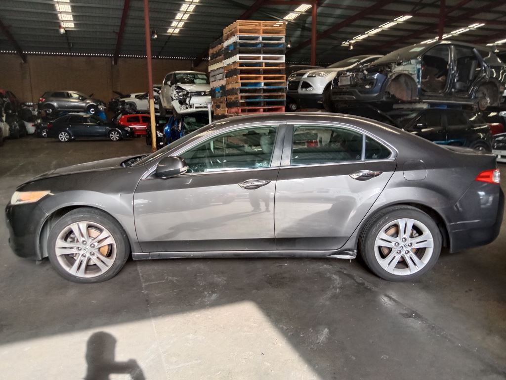 Honda Accord Euro 2009 Grey Wrecking