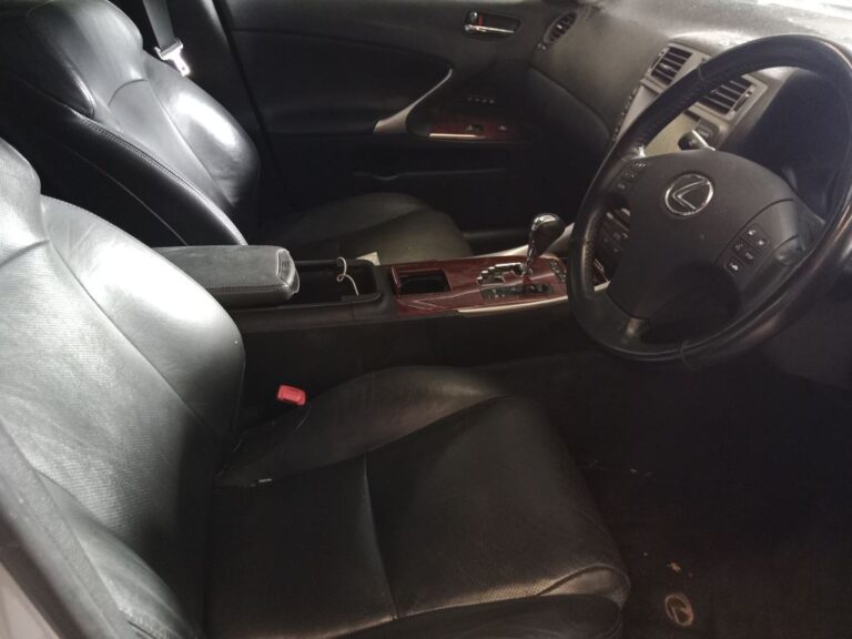 Toyota Lexus is 250 2008 Silver Wrecking