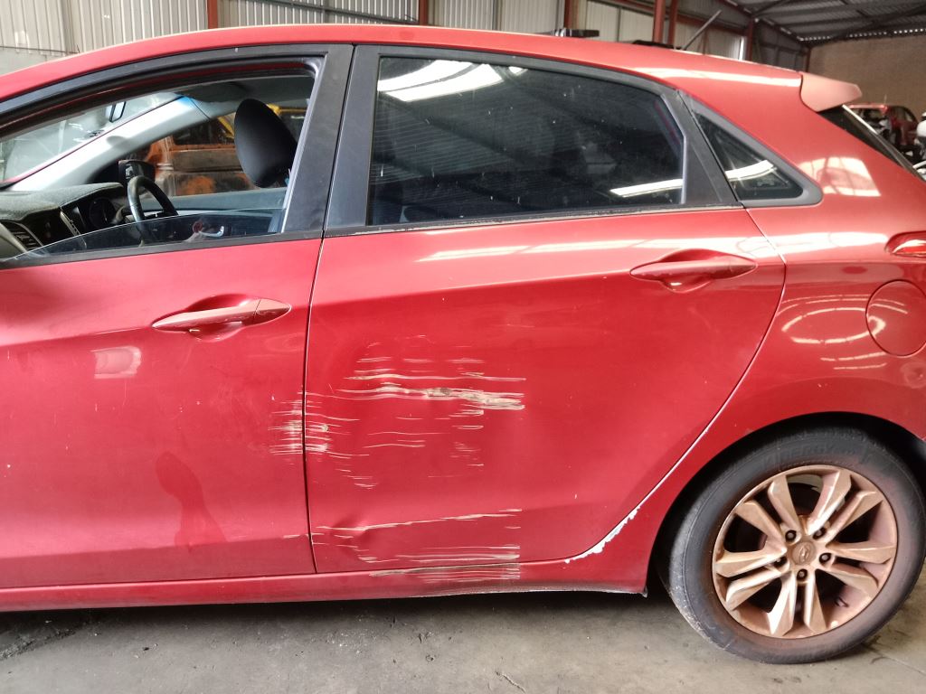 Hyundai i30 2014 Red Wrecking
