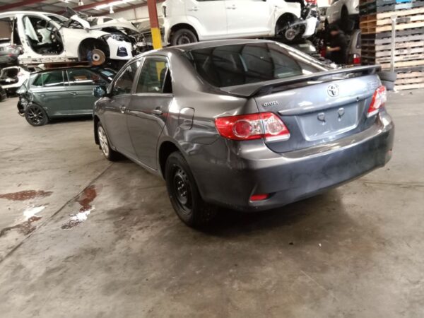 Toyota corolla sedan 2012 Grey Wrecking