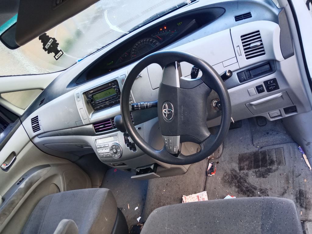 Toyota Tarago 2006 White Wrecking