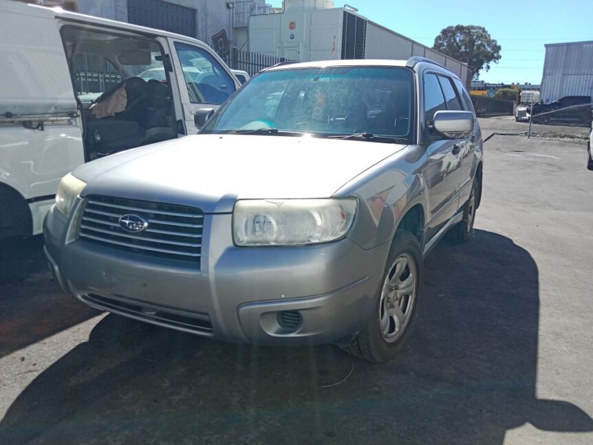 Subaru Forester 2007 Grey Wrecking