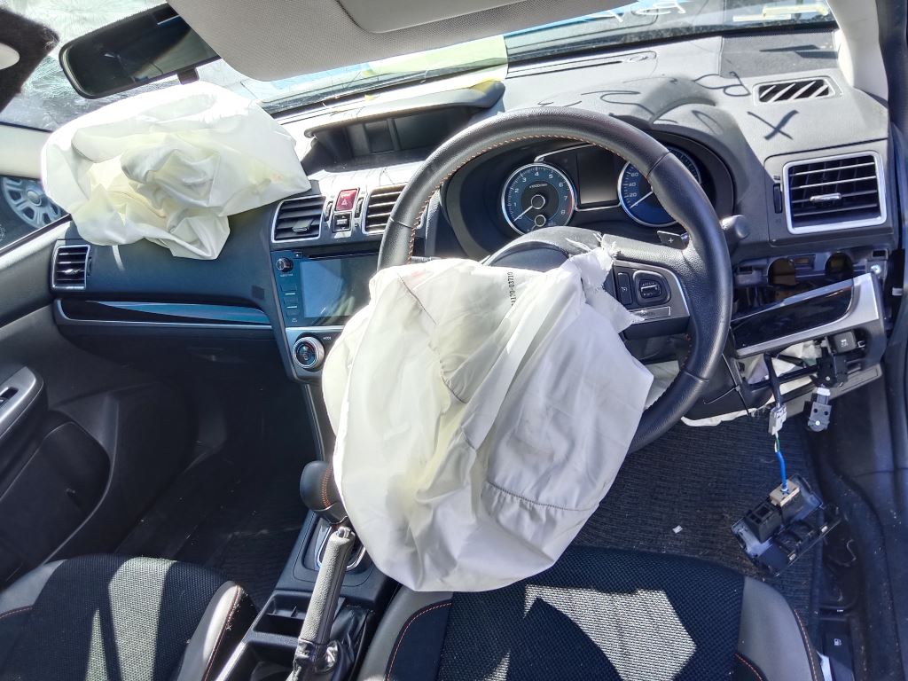 Subaru XV 2016 Blue Wrecking
