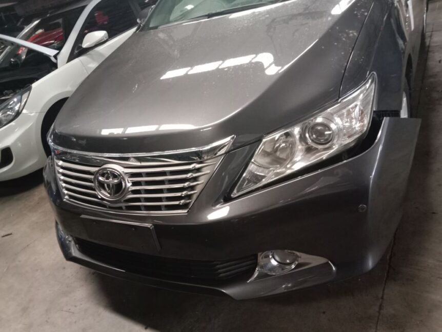 Toyota Aurion 2013 Grey Wrecking