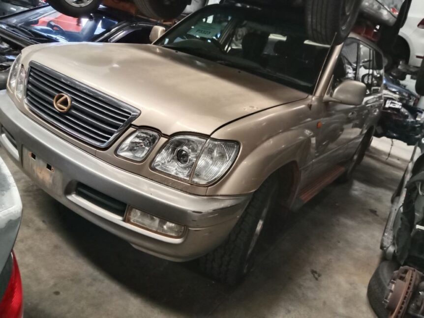 Toyota Lexus 1999 Gold Wrecking
