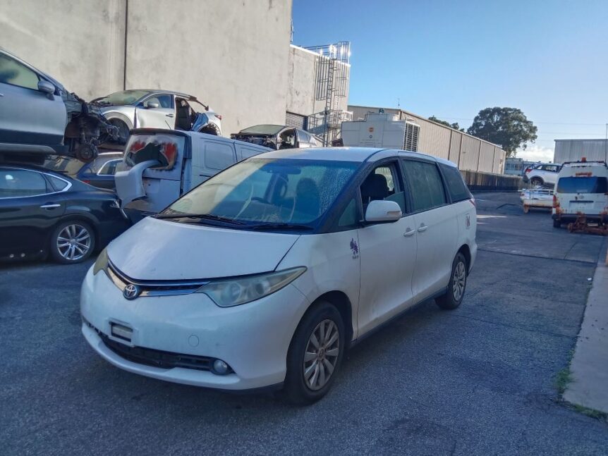 Toyota Tarago 2006 White Wrecking