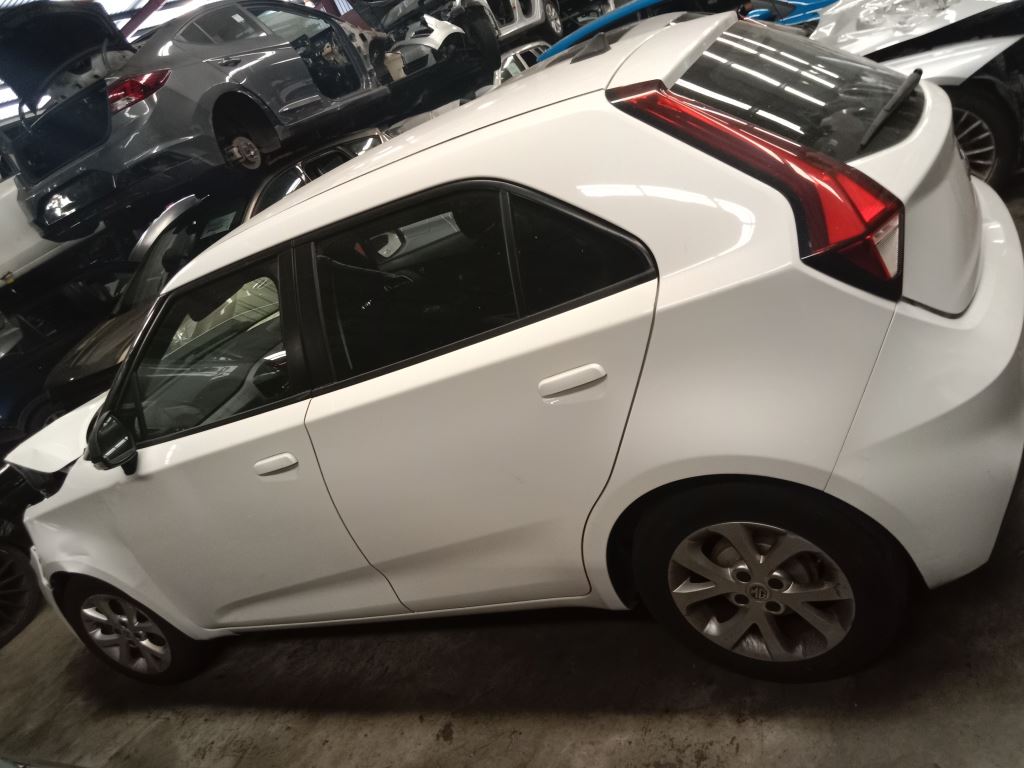 MG MG3 2019 White Wrecking