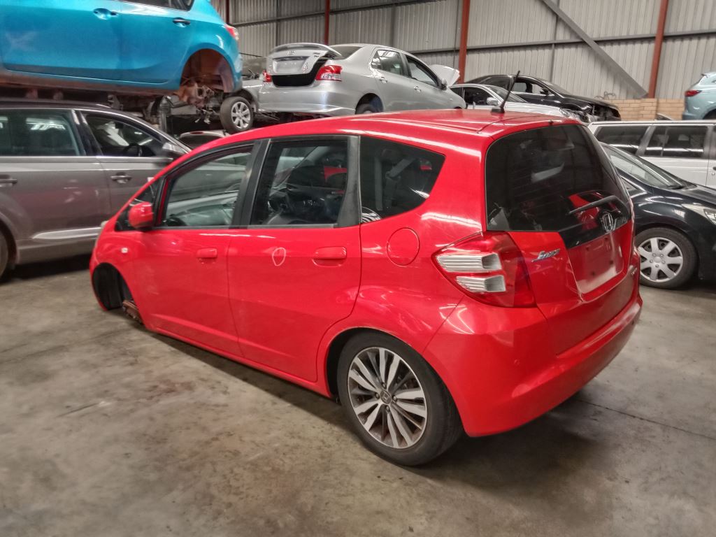Honda jazz 2010 Red Wrecking