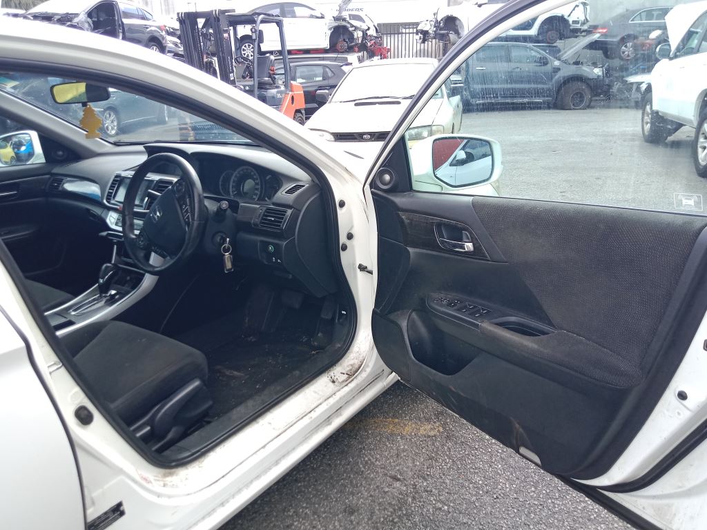 Honda Accord 2015 White Wrecking