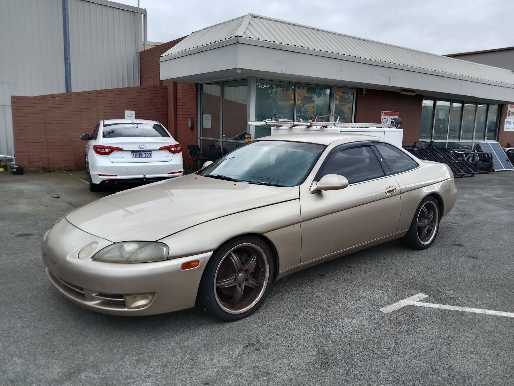 Toyota soarer 1991 Gold Wrecking