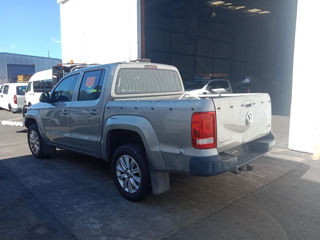 Volkswagen Amarok 2011 Grey Wrecking