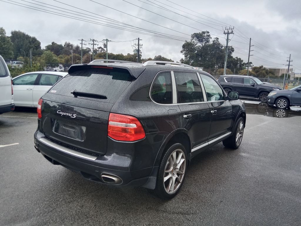  Porsche cayenne 2007 Black Wrecking