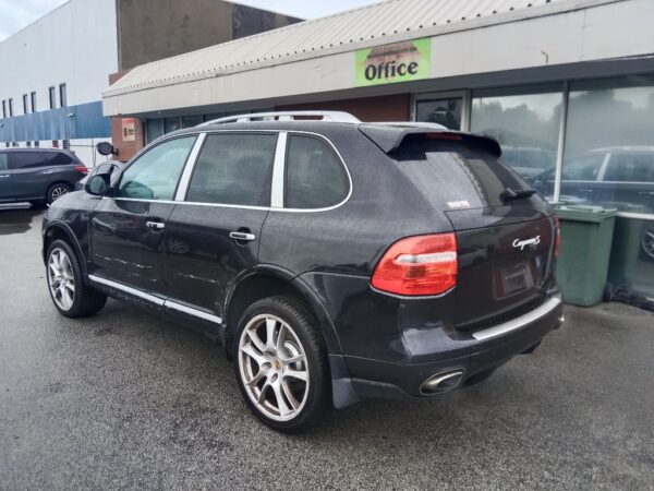  Porsche cayenne 2007 Black Wrecking