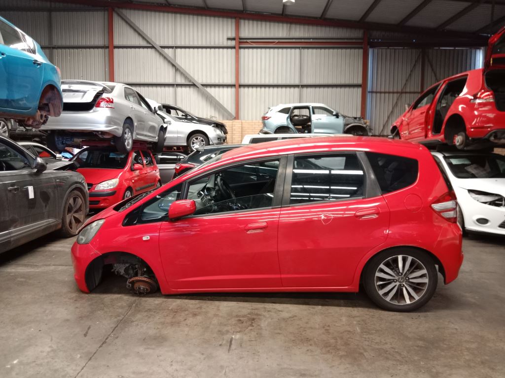 Honda jazz 2010 Red Wrecking