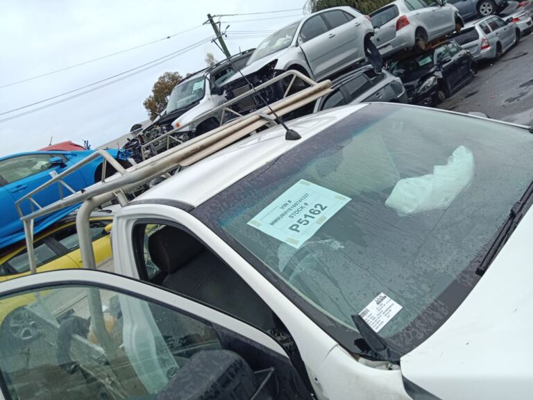 Mazda BT-50 2017 White Wrecking