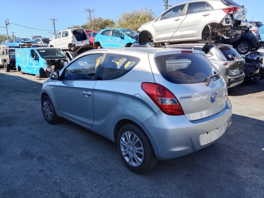 Hyundai i20 2011 Silver Wrecking