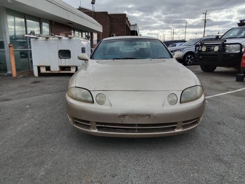 Toyota soarer 1991 Gold Wrecking