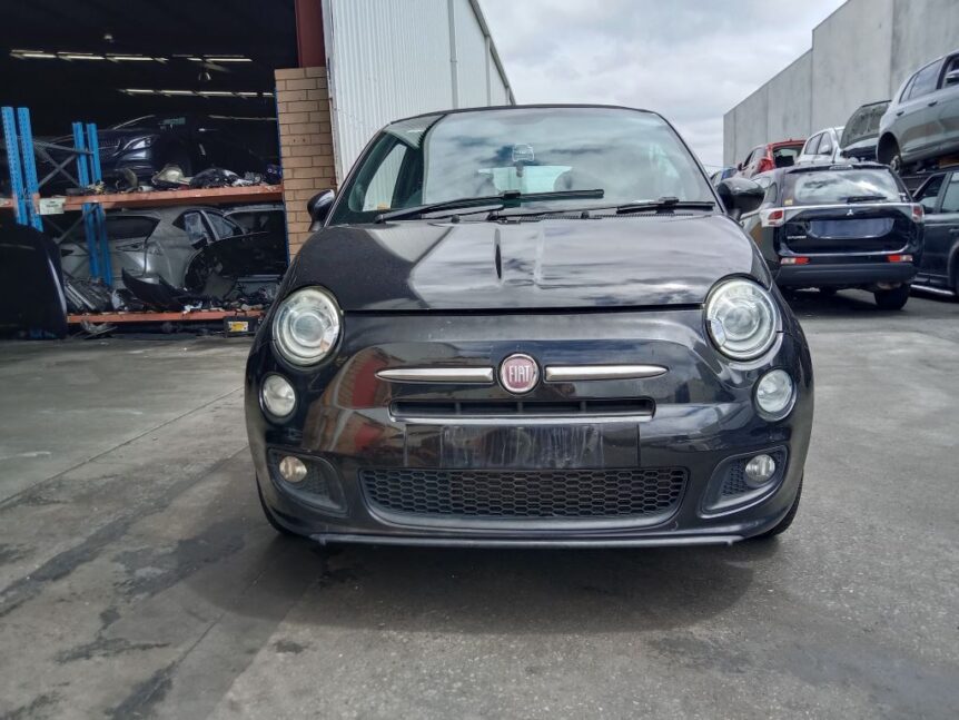 Fiat 500 2014 Black Wrecking