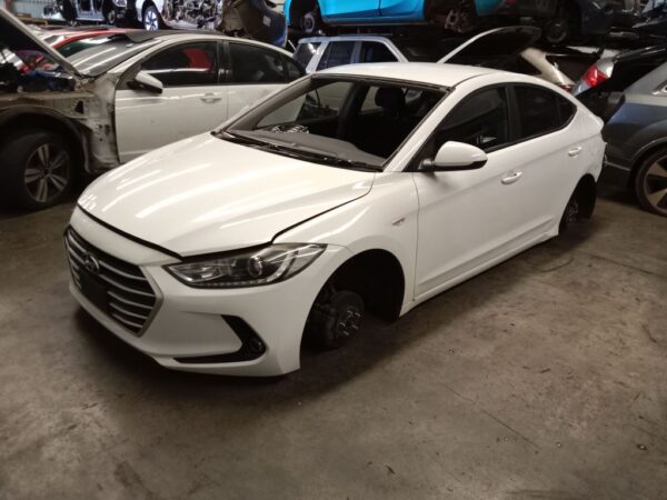 Hyundai Elantra 2016 White Wrecking