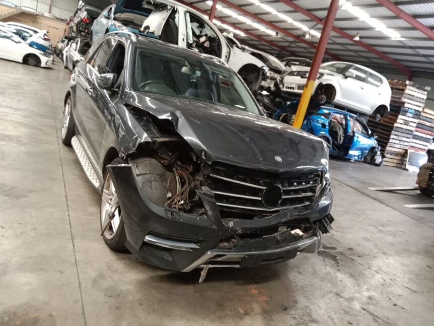 Mercedes-Benz ML350 M Class 2013 Grey Wrecking