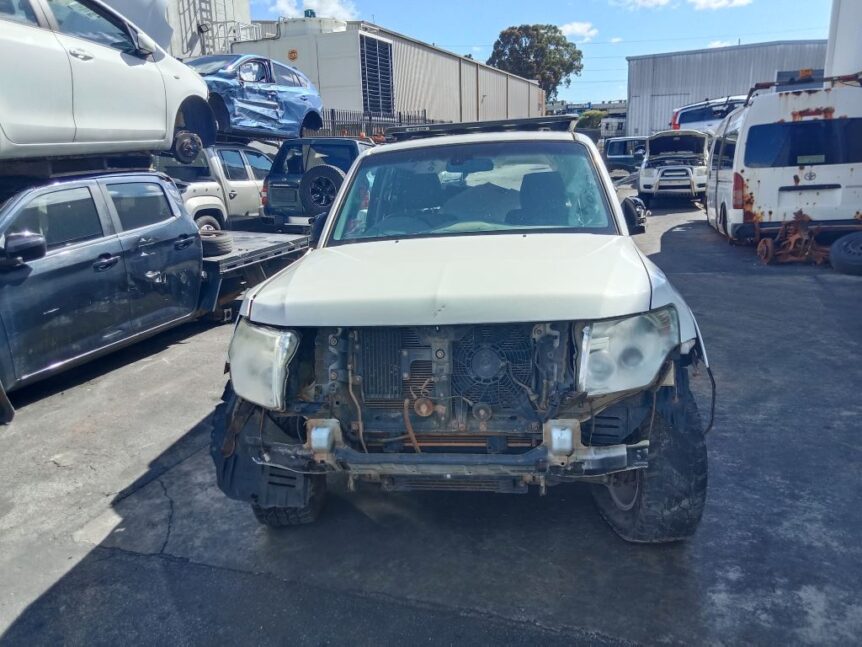 Mitsubishi Pajero 2013 White Wrecking