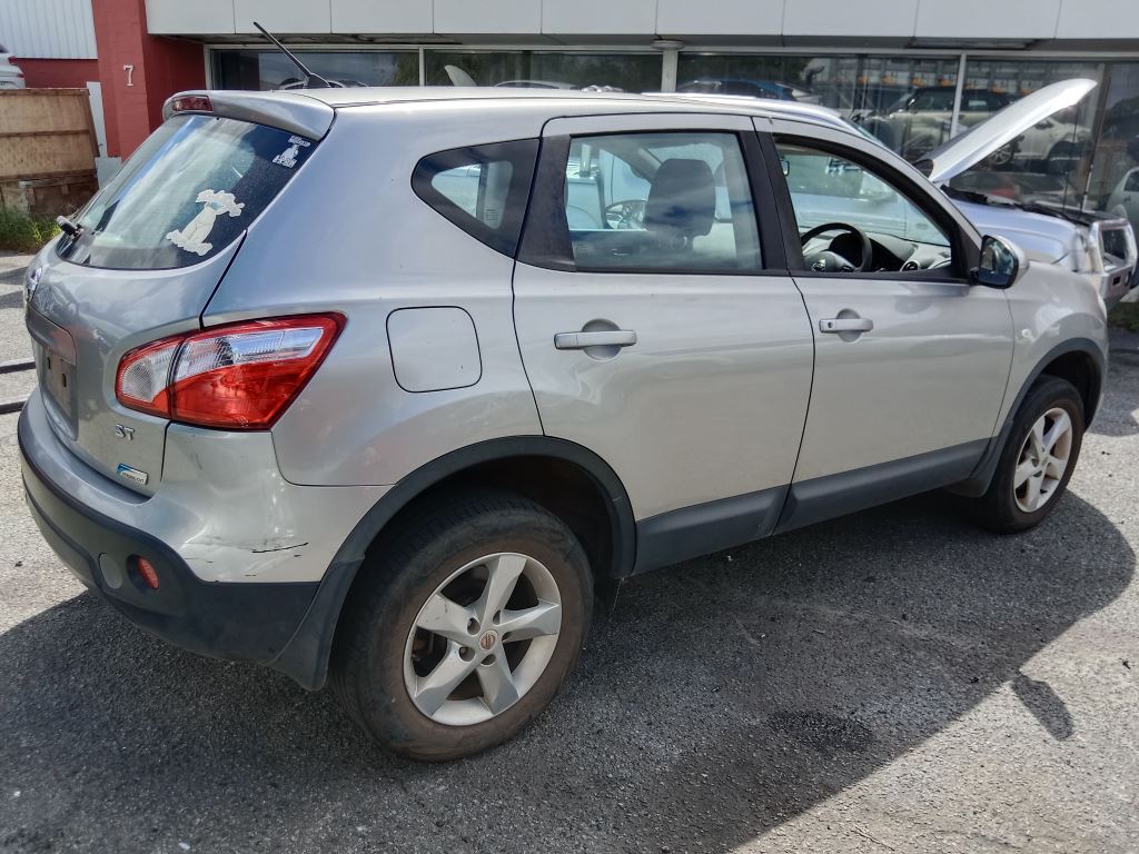 Nissan Dualis 2011 Silver Wrecking