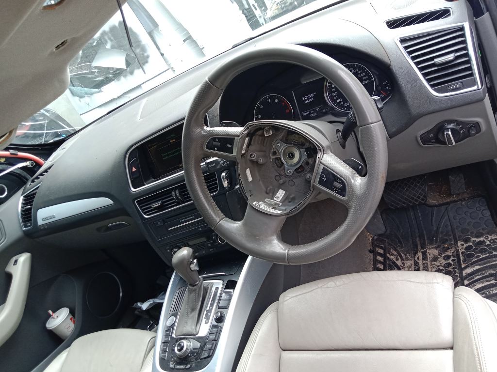Audi Q5 2009 Blue Wrecking