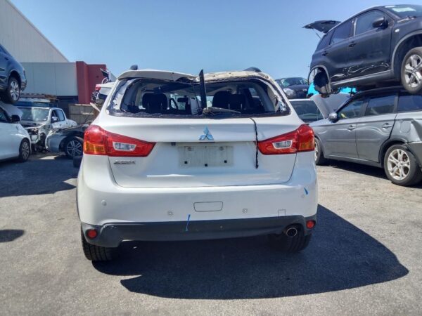 Mitsubishi ASX 2017 White Wrecking