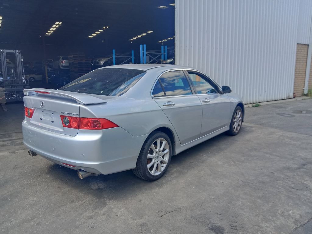 Honda Accord Euro 2008 Silver Wrecking