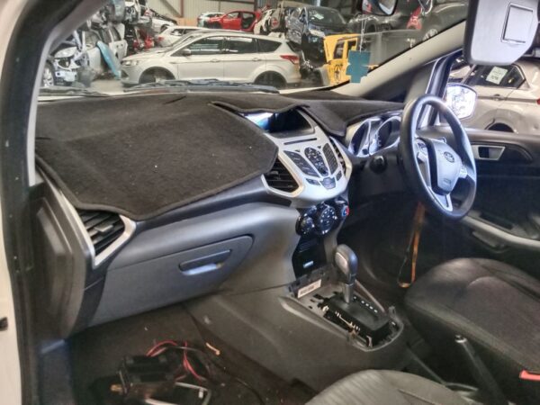 Ford Ecosport 2016 White Wrecking