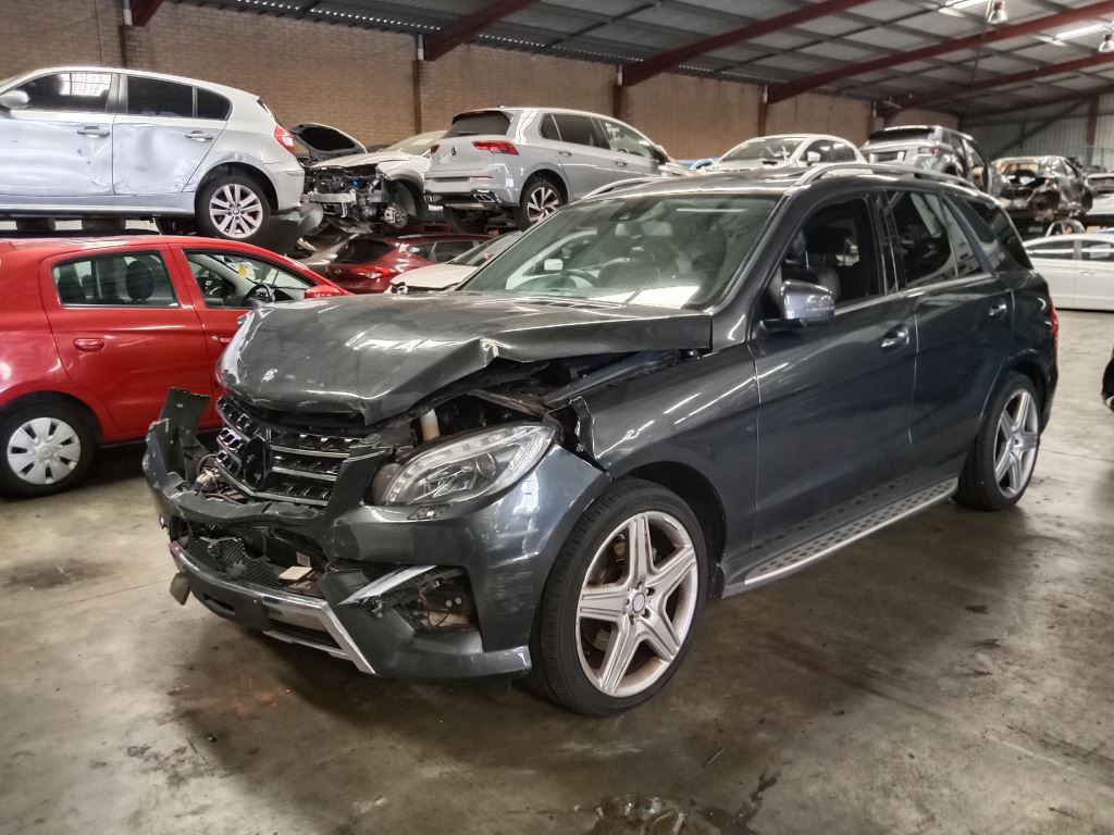 Mercedes-Benz ML350 M Class 2013 Grey Wrecking