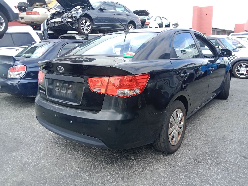 Kia Cerato 2010 Black Wrecking