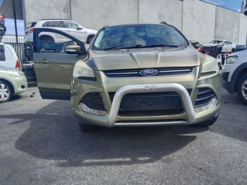Ford Kuga 2014 Gold Wrecking