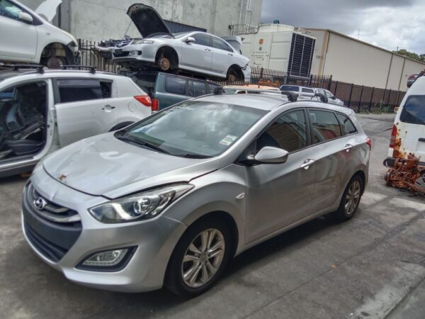 Hyundai i30 2013 Silver Wrecking