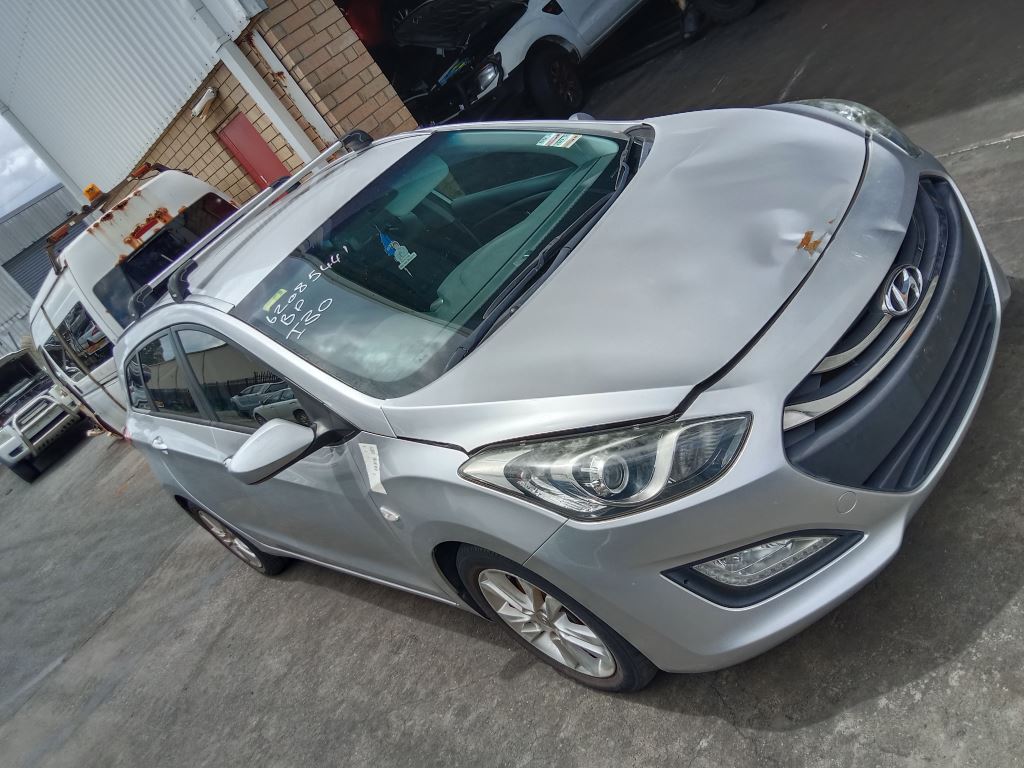 Hyundai i30 2013 Silver Wrecking