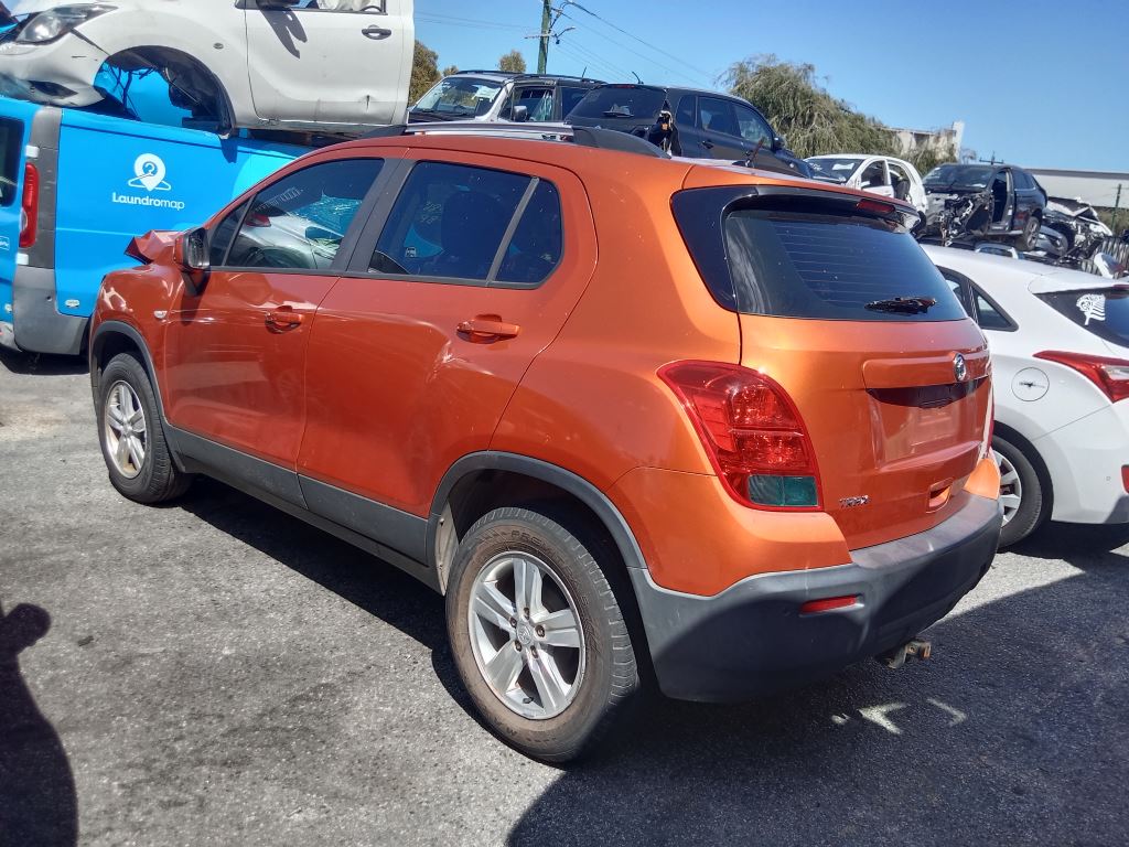 Holden Trax 2014 orange Wrecking