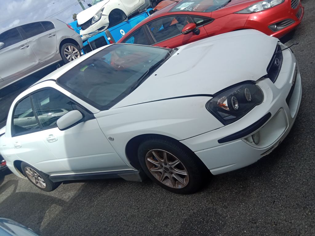 Subaru Impreza 2004 White Wrecking