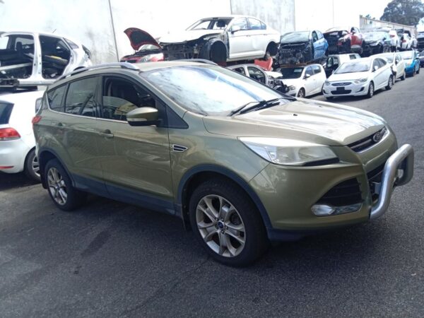  Ford Kuga 2014 Gold Wrecking