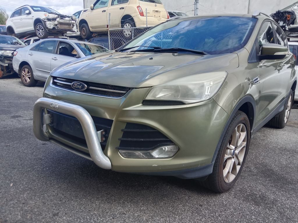  Ford Kuga 2014 Gold Wrecking