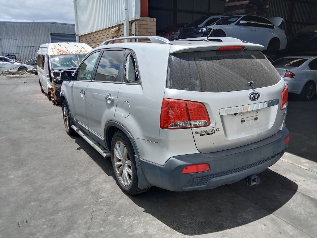 Kia Sorento 2011 Silver Wrecking