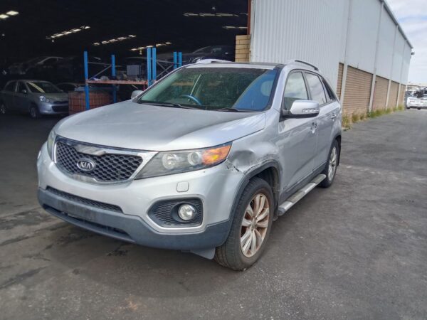 Kia Sorento 2011 Silver Wrecking